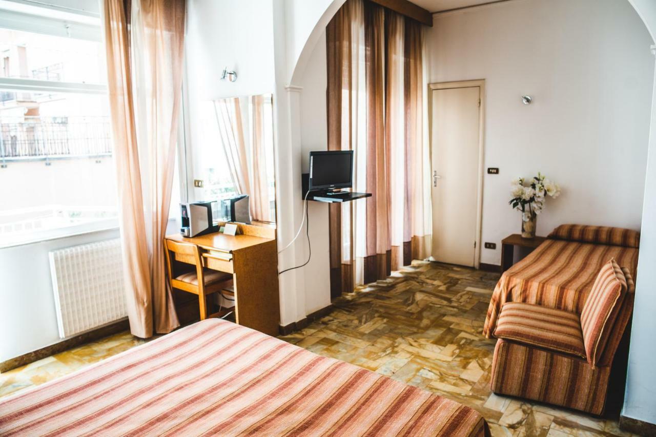 Hotel West End 알라시오 외부 사진