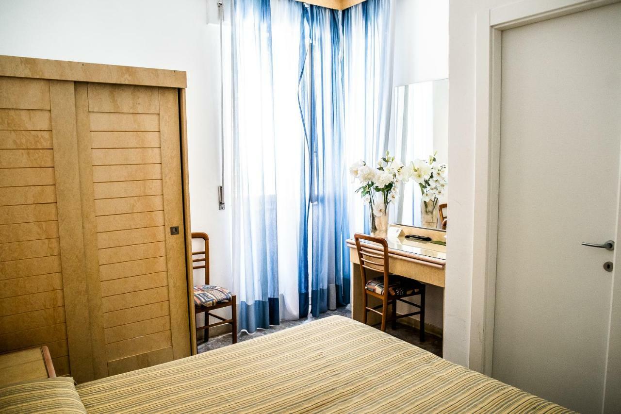 Hotel West End 알라시오 외부 사진