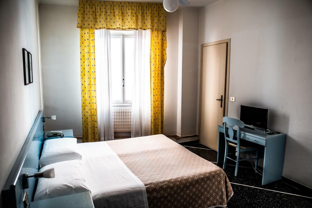 Hotel West End 알라시오 외부 사진