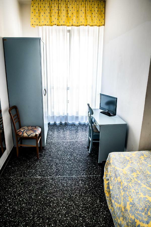 Hotel West End 알라시오 외부 사진