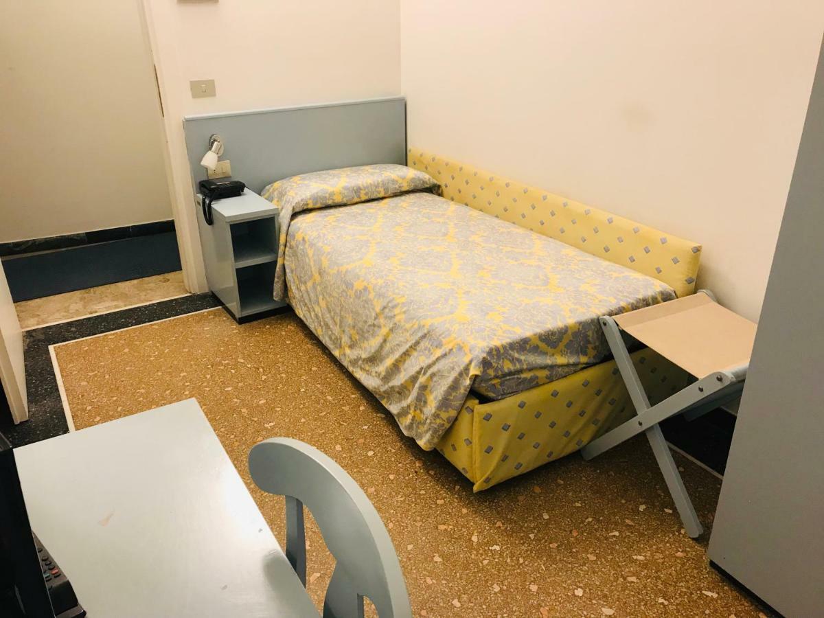 Hotel West End 알라시오 외부 사진